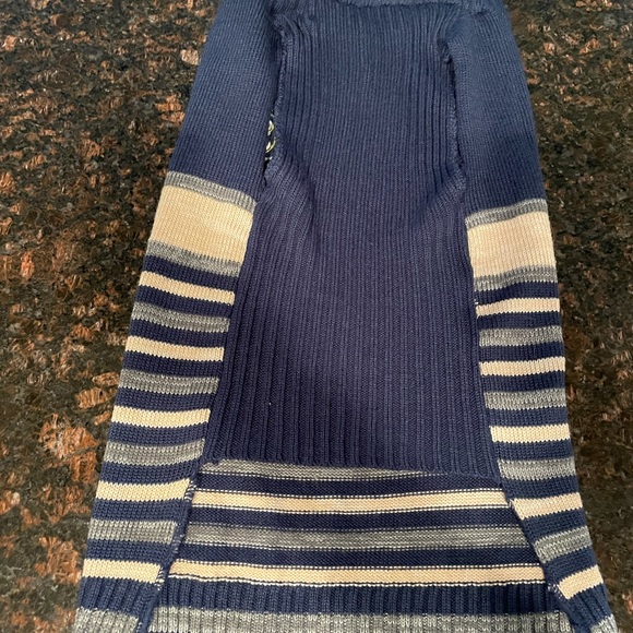 Dog Sweater - Picture 7 of 11